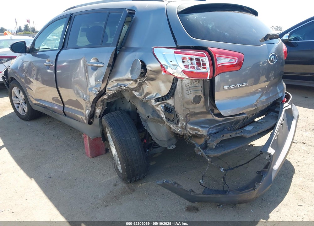 2011 KIA SPORTAGE LX VIN: KNDPBCA20B7170217