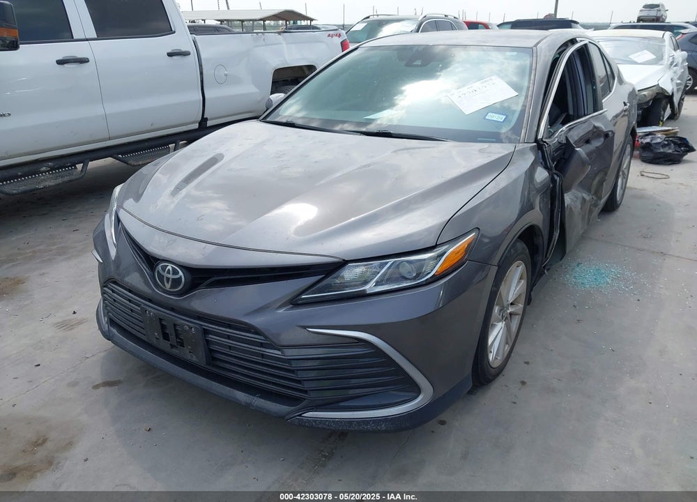 2021 TOYOTA CAMRY VIN: 4T1C11AK8MU545325