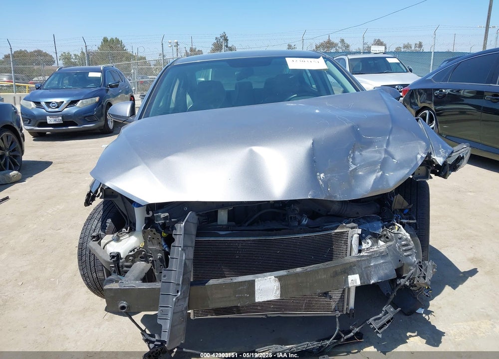 2017 HYUNDAI ELANTRA VIN: KMHD84LF9HU225664