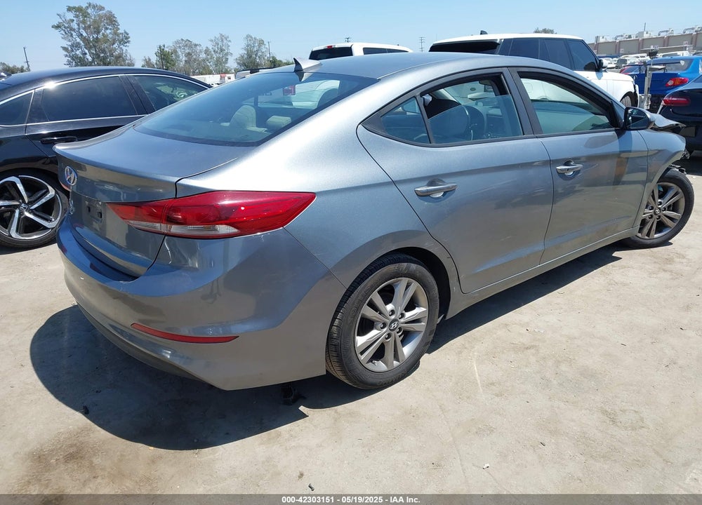 2017 HYUNDAI ELANTRA VIN: KMHD84LF9HU225664