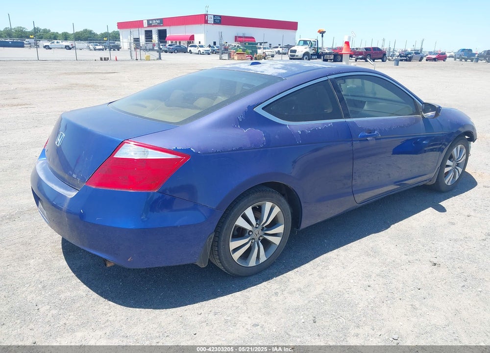 2009 HONDA ACCORD VIN: 1HGCS128X9A015839