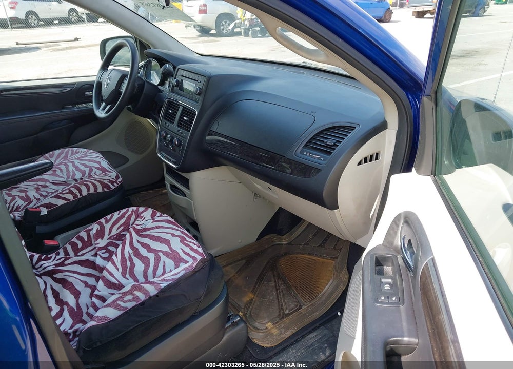 2013 DODGE GRAND CARAVAN VIN: 2C4RDGBG2DR688755