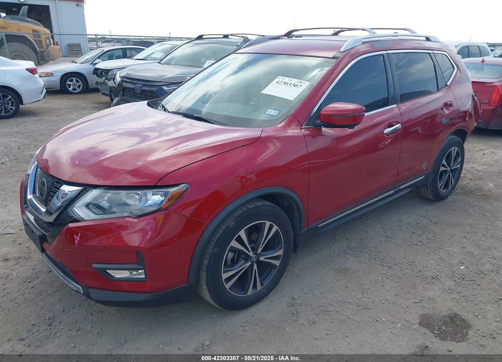 2017 NISSAN ROGUE VIN: JN8AT2MT5HW395530
