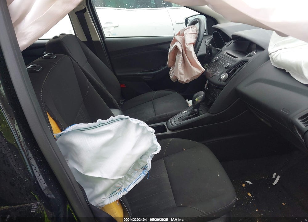 2017 FORD FOCUS VIN: 1FADP3F25HL253466