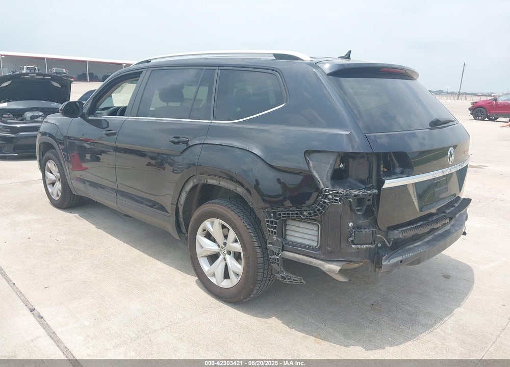 2018 VOLKSWAGEN ATLAS VIN: 1V2DP2CA6JC599983