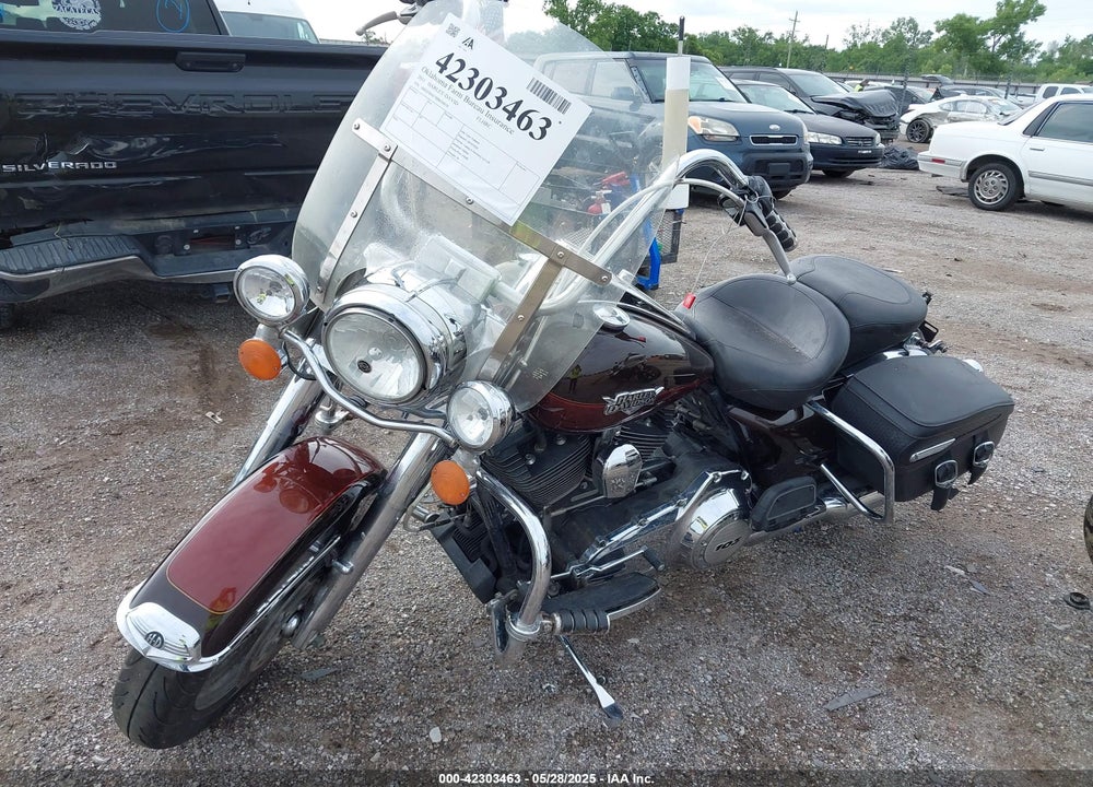 2011 HARLEY-DAVIDSON FLHRC VIN: 1HD1FRM17BB636818