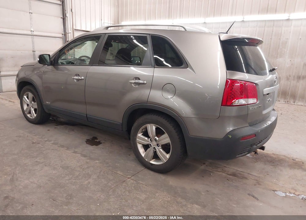 2012 KIA SORENTO VIN: 5XYKUDA29CG209028