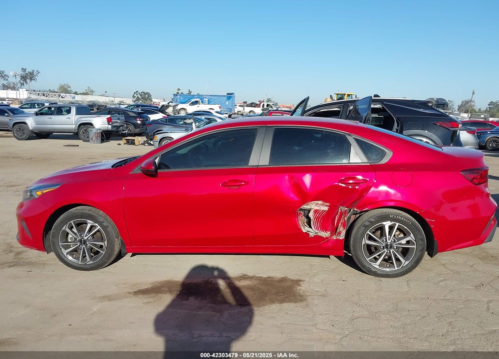 2023 KIA FORTE VIN: 3KPF24AD3PE516898