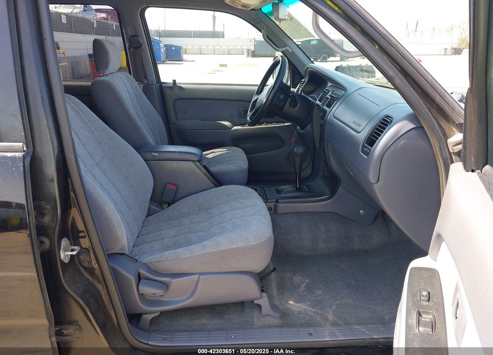 1999 TOYOTA 4RUNNER VIN: JT3GM84R5X0049302