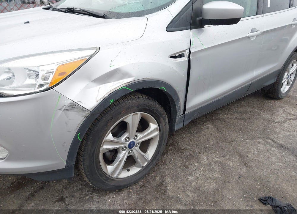 2016 FORD ESCAPE VIN: 1FMCU0G70GUA28559