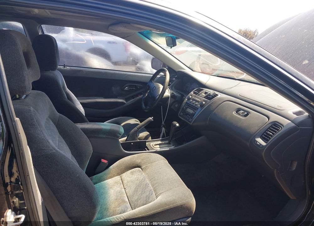 2002 HONDA ACCORD 2.3 SE VIN: 1HGCG32212A021169