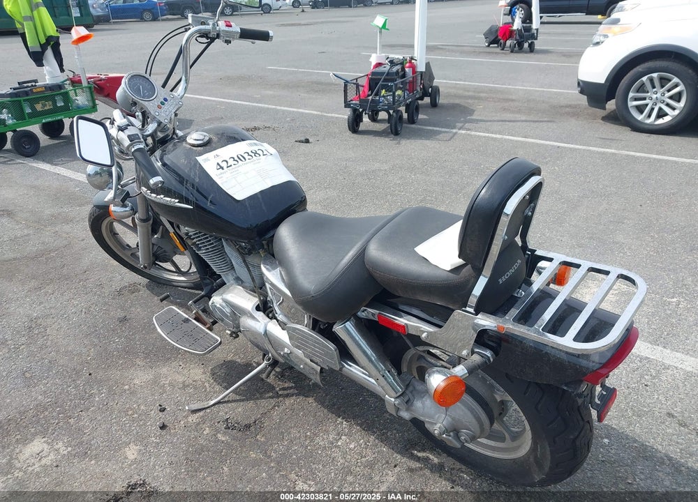 2001 HONDA VT1100 C VIN: 1HFSC18061A500210