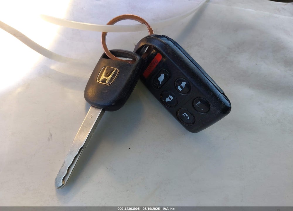2006 HONDA ODYSSEY VIN: 5FNRL38896B121873