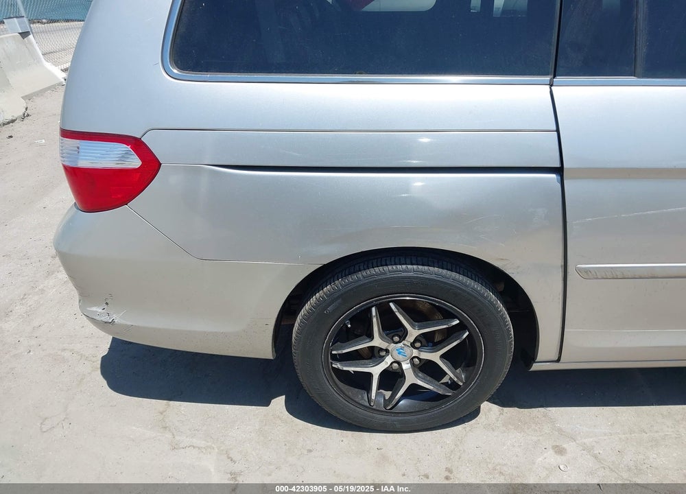 2006 HONDA ODYSSEY VIN: 5FNRL38896B121873