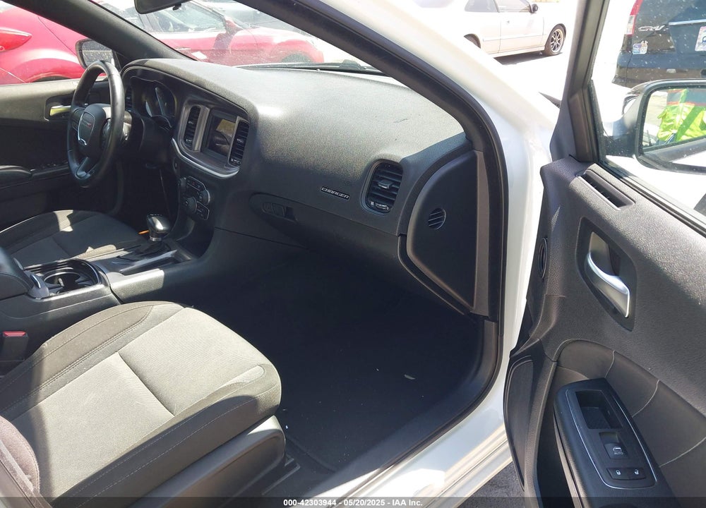 2020 DODGE CHARGER VIN: 2C3CDXBG8LH252524
