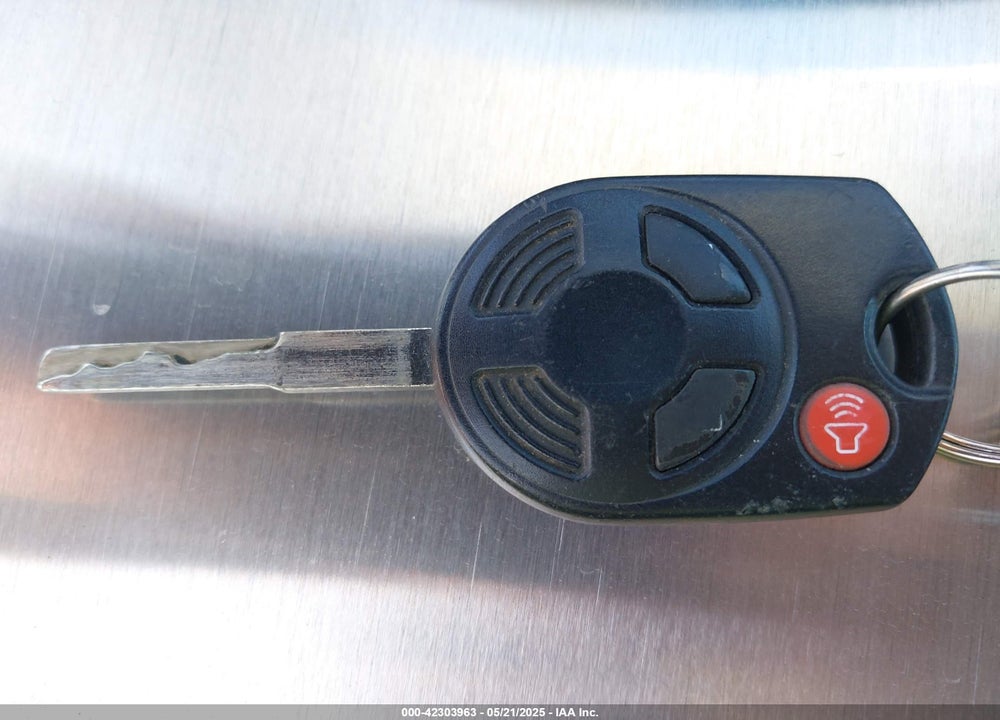 2014 FORD ESCAPE VIN: 1FMCU0F70EUA27751