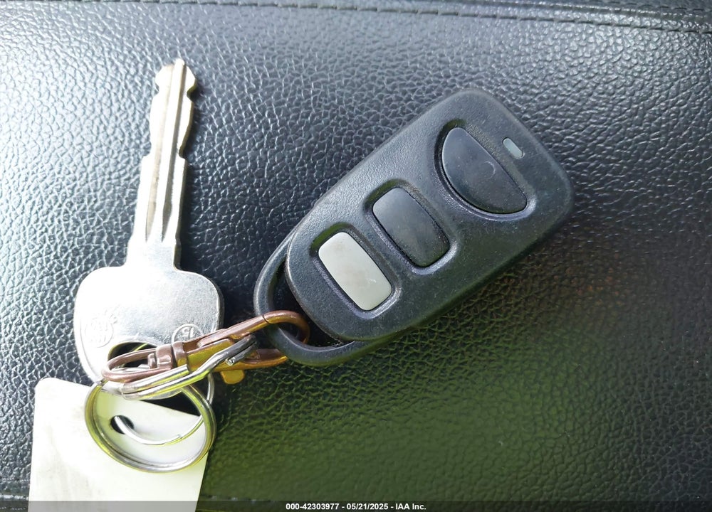 2018 KIA FORTE VIN: 3KPFL4A73JE255688