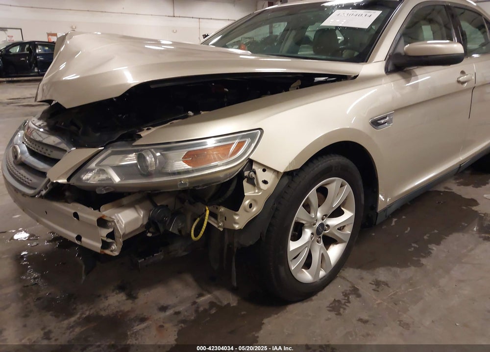 2010 FORD TAURUS VIN: 1FAHP2EW5AG156394