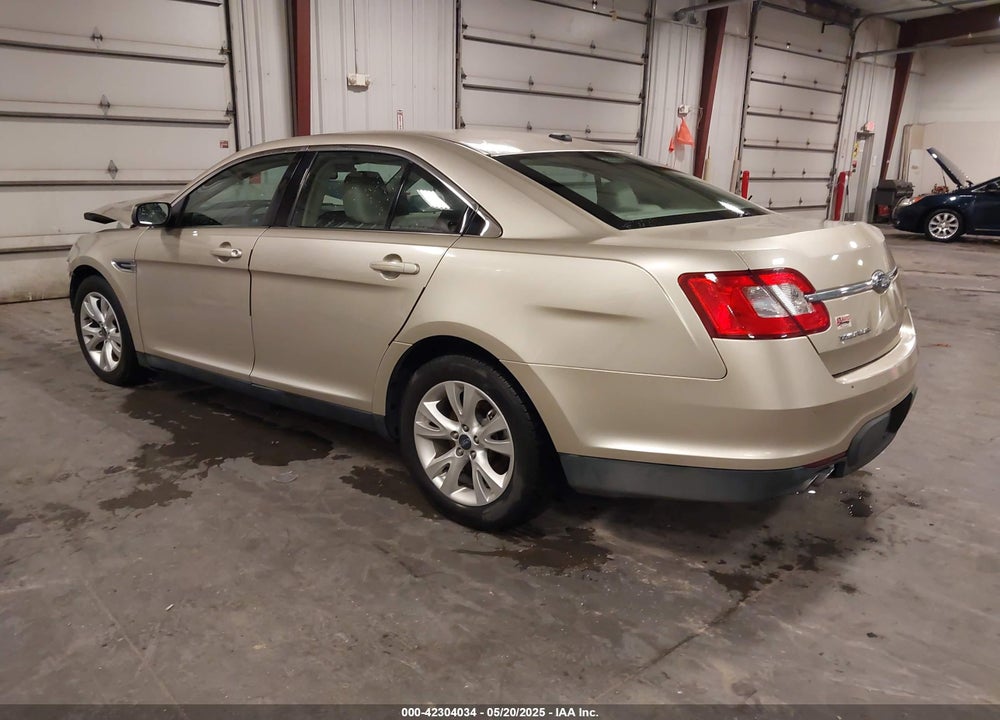 2010 FORD TAURUS VIN: 1FAHP2EW5AG156394