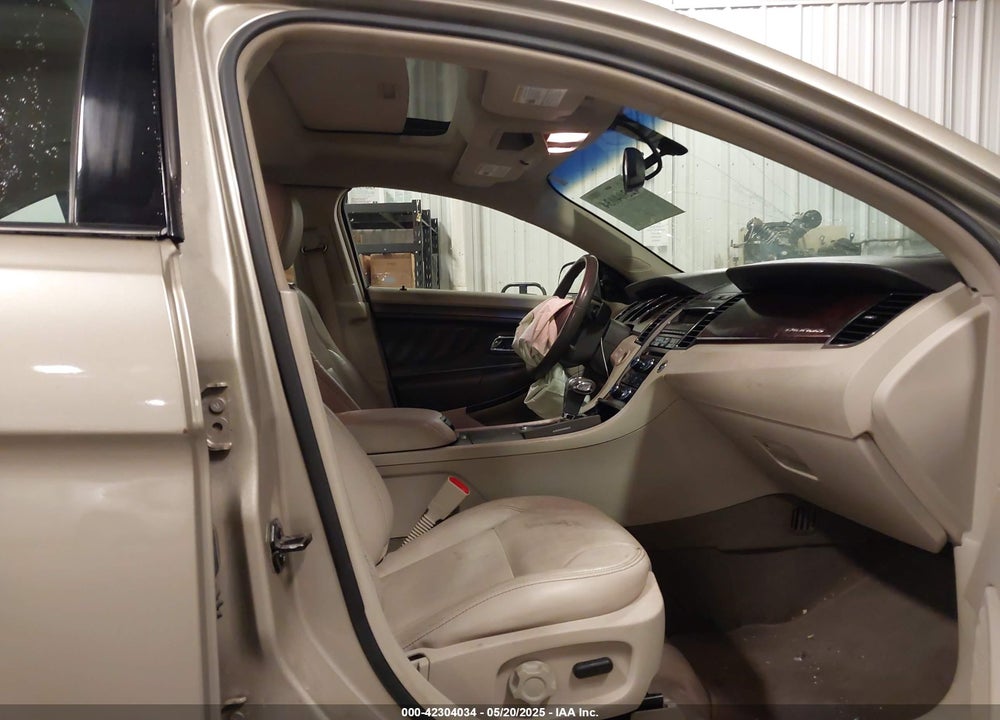 2010 FORD TAURUS VIN: 1FAHP2EW5AG156394