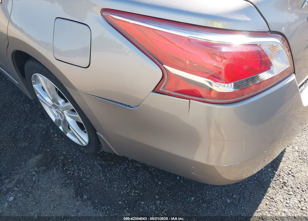 2013 NISSAN ALTIMA VIN: 1N4BL3AP3DC288653