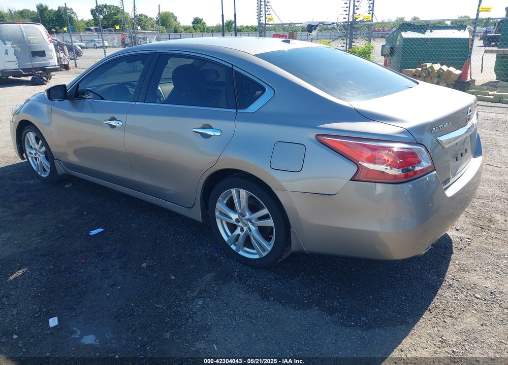 2013 NISSAN ALTIMA VIN: 1N4BL3AP3DC288653