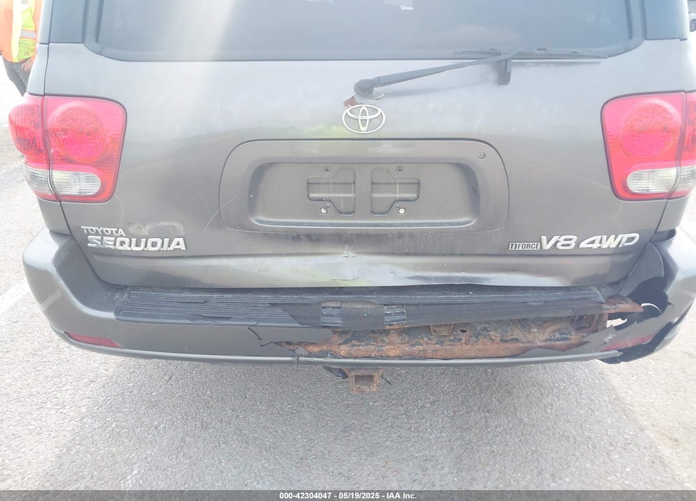 2006 TOYOTA SEQUOIA LIMITED V8 VIN: 5TDBT48A46S260900