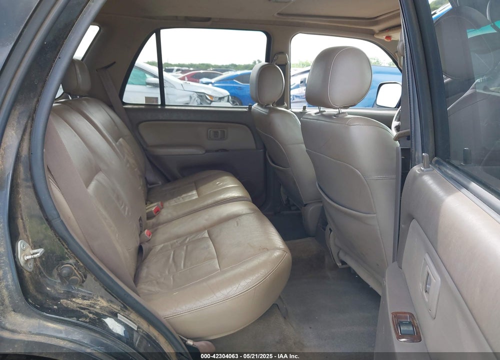 2000 TOYOTA 4RUNNER LIMITED V6 VIN: JT3GN87R6Y0147815