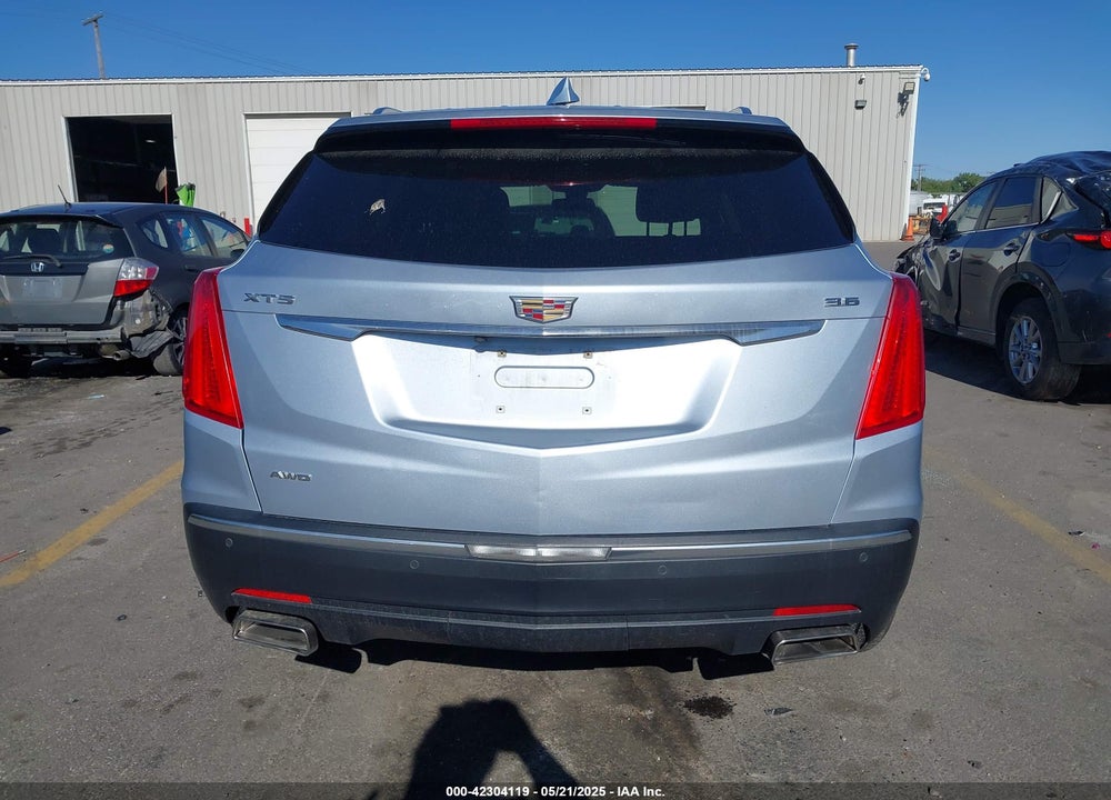 2017 CADILLAC XT5 VIN: 1GYKNERS5HZ308486