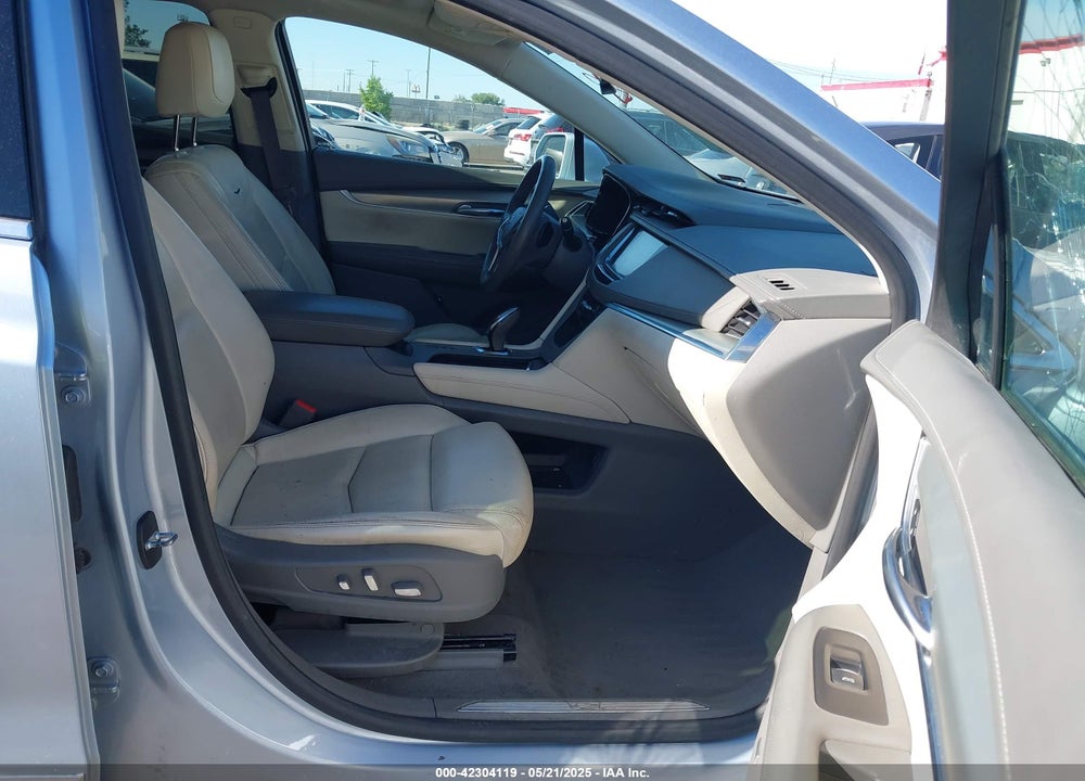 2017 CADILLAC XT5 VIN: 1GYKNERS5HZ308486