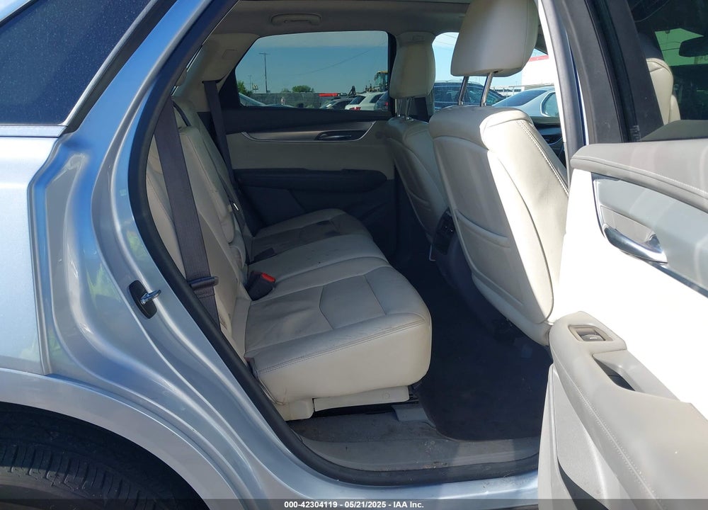 2017 CADILLAC XT5 VIN: 1GYKNERS5HZ308486