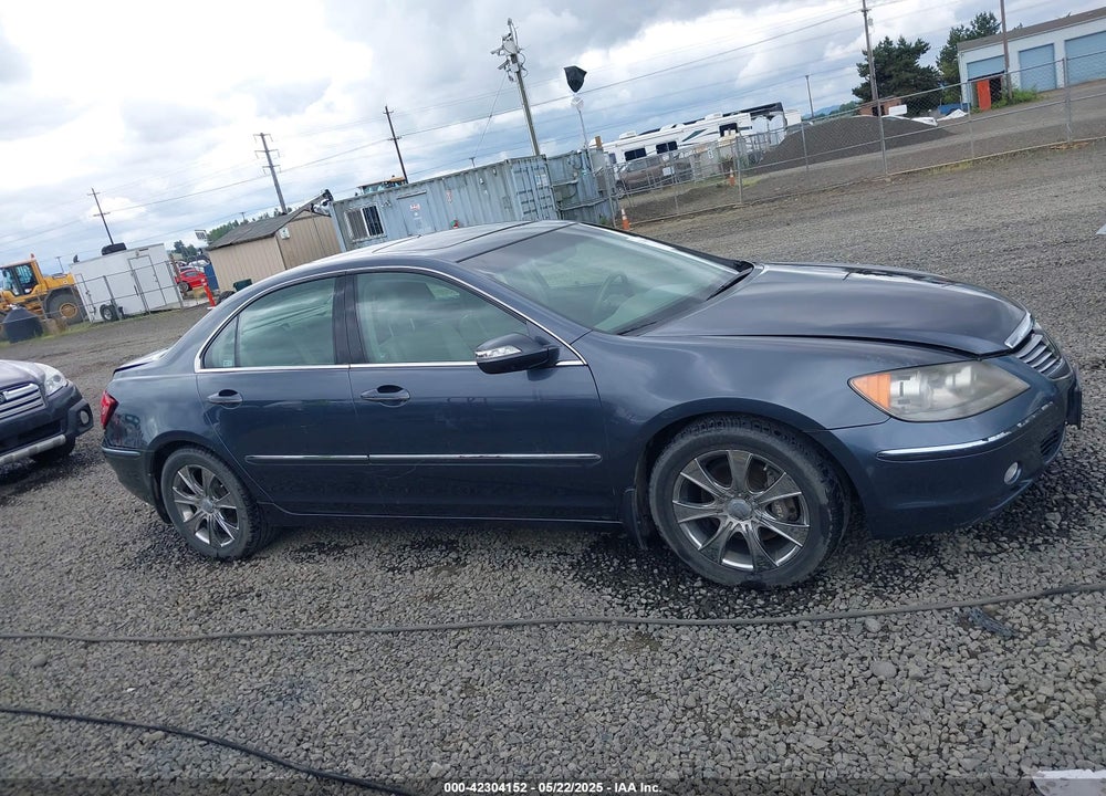 2008 ACURA RL VIN: JH4KB16658C002744