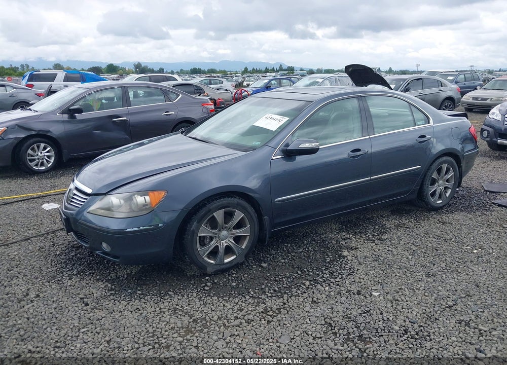 2008 ACURA RL VIN: JH4KB16658C002744