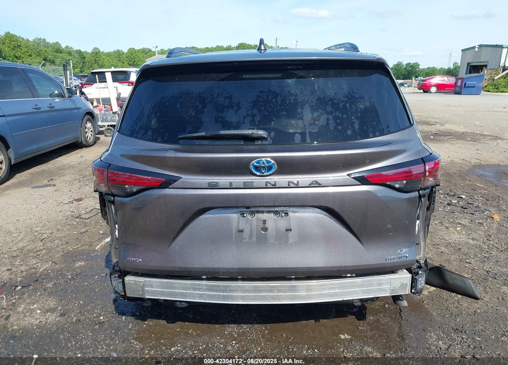 2022 TOYOTA SIENNA VIN: 5TDBSKFC1NS049616