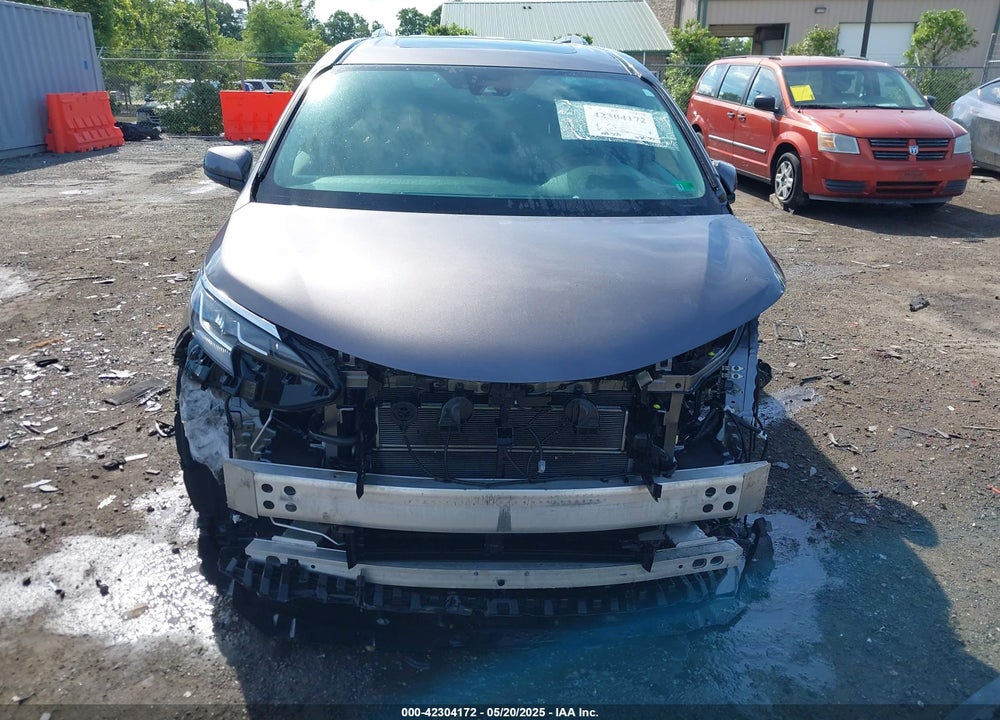 2022 TOYOTA SIENNA VIN: 5TDBSKFC1NS049616