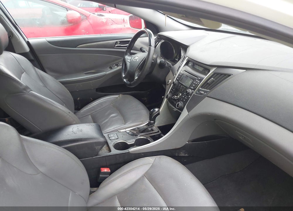2012 HYUNDAI SONATA HYBRID VIN: KMHEC4A42CA059244