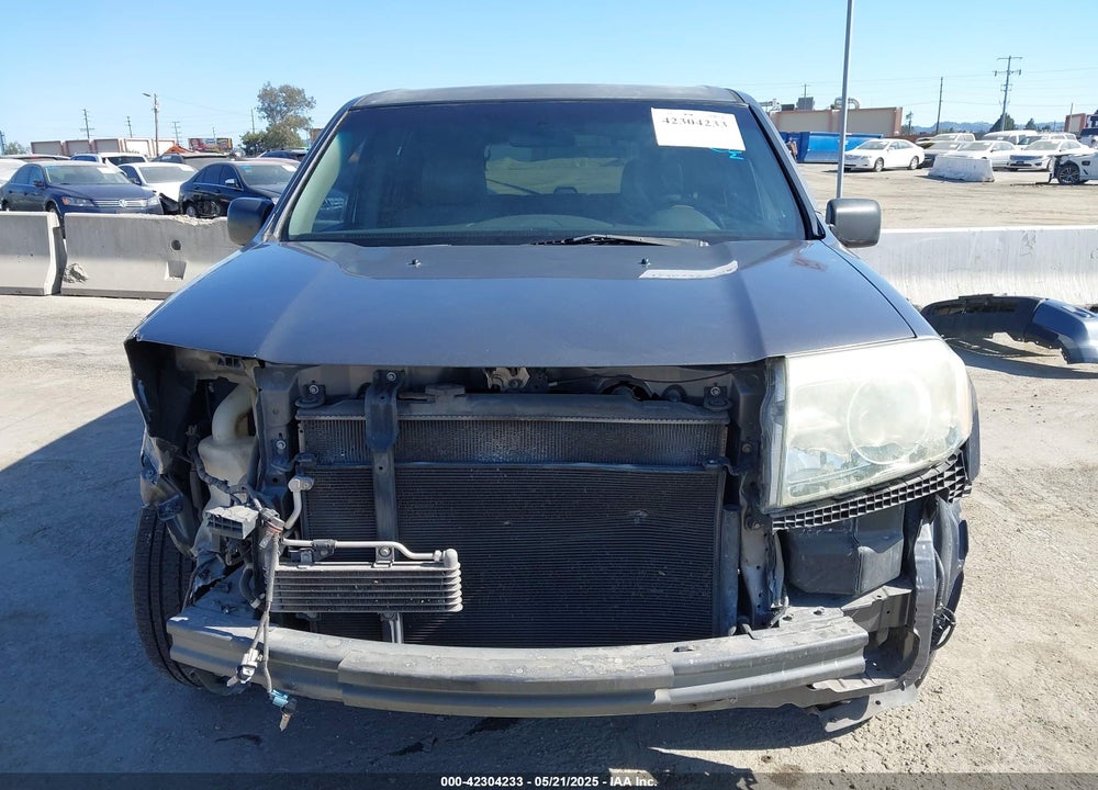 2011 HONDA PILOT VIN: 5FNYF3H24BB016196