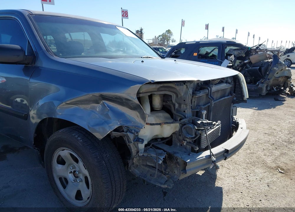 2011 HONDA PILOT VIN: 5FNYF3H24BB016196