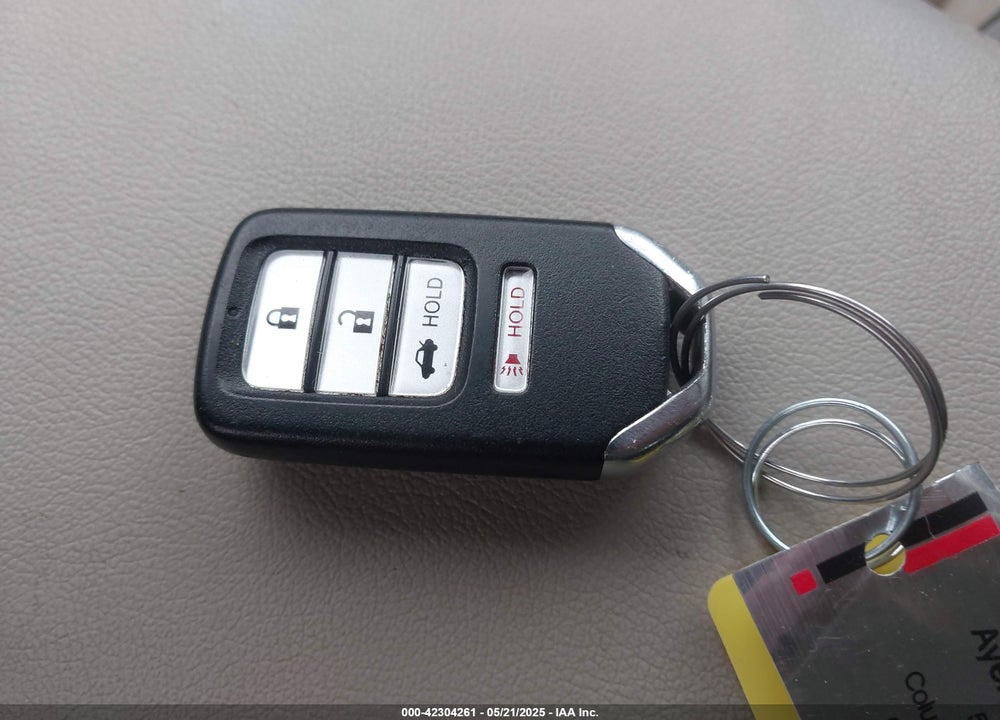 2019 HONDA ACCORD VIN: 1HGCV1F18KA082465