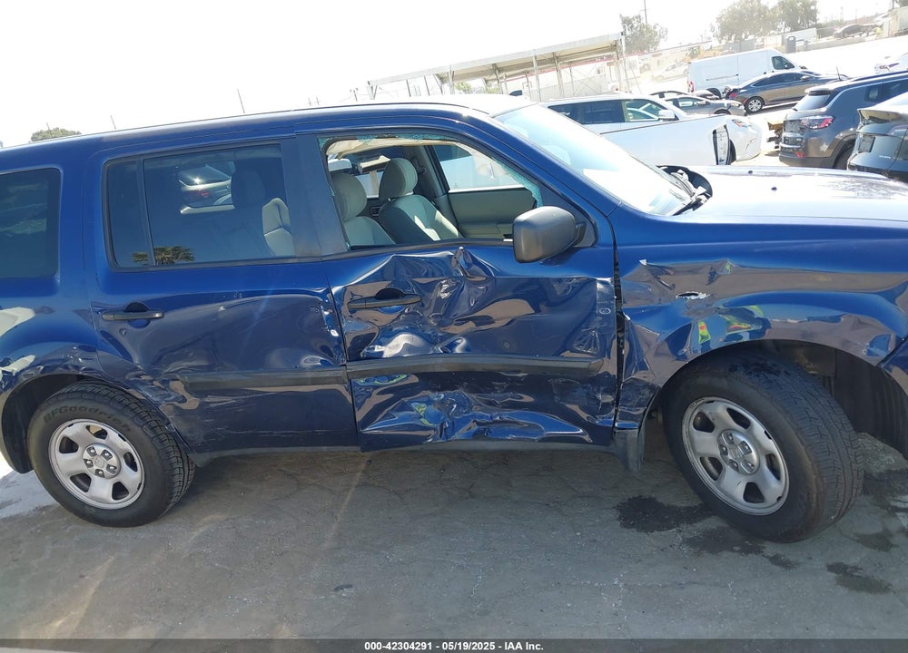2015 HONDA PILOT LX VIN: 5FNYF3H20FB027055