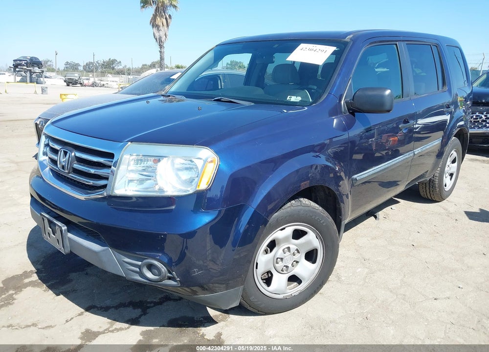 2015 HONDA PILOT LX VIN: 5FNYF3H20FB027055