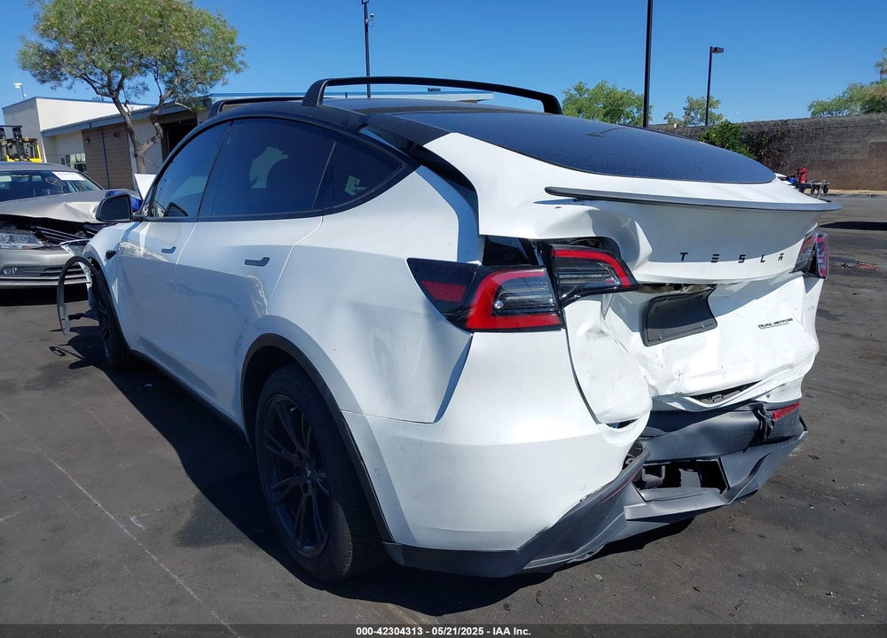 2021 TESLA MODEL Y VIN: 5YJYGAEE5MF189275