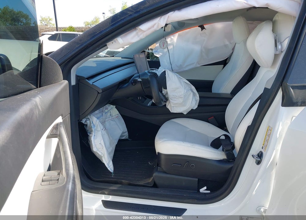 2021 TESLA MODEL Y VIN: 5YJYGAEE5MF189275