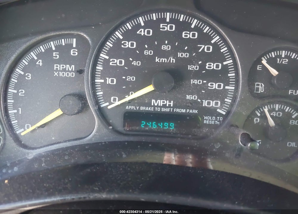2000 CHEVROLET SILVERADO 1500 LS VIN: 2GCEC19T2Y1306505