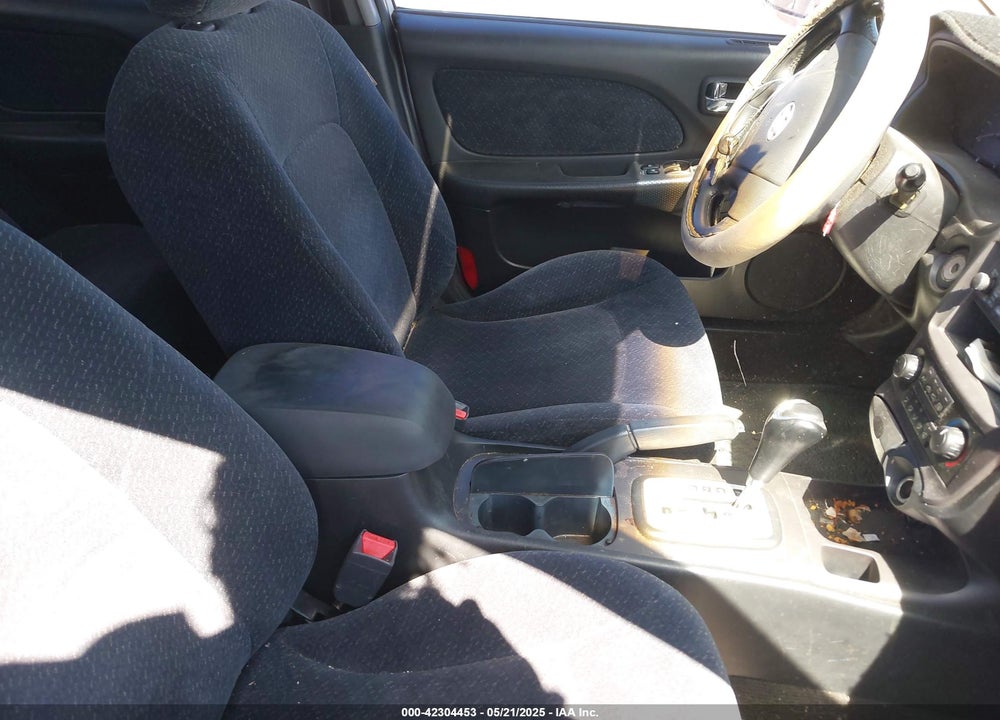2002 HYUNDAI SONATA VIN: KMHWF25S92A661453