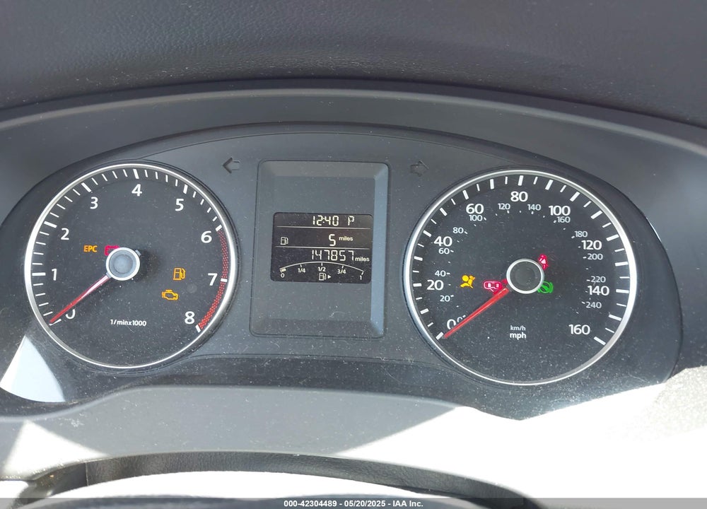 2013 VOLKSWAGEN JETTA 2.5L SE VIN: 3VWDP7AJ4DM278719