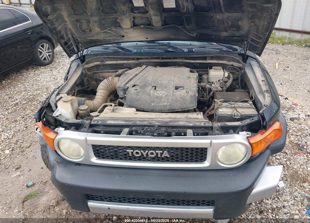 2007 TOYOTA FJ CRUISER VIN: JTEBU11F970077753