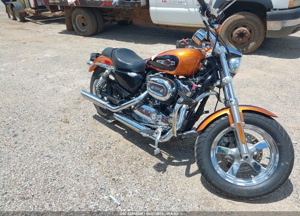 2016 HARLEY-DAVIDSON XL1200 C VIN: 1HD1CT314GC439856