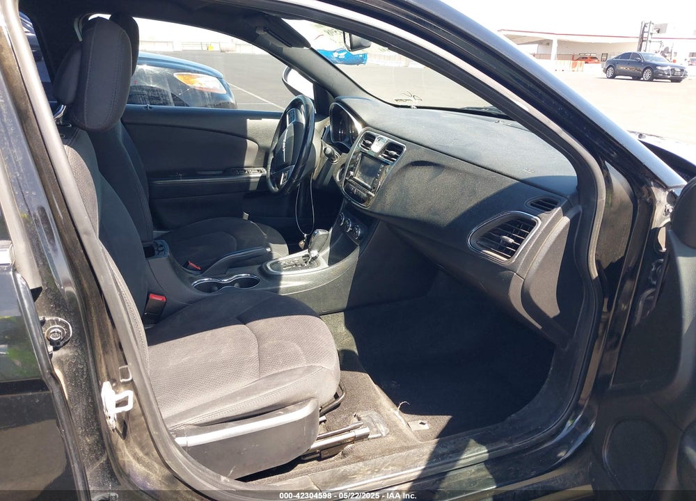 2012 CHRYSLER 200 VIN: 1C3CCBBG4CN298719