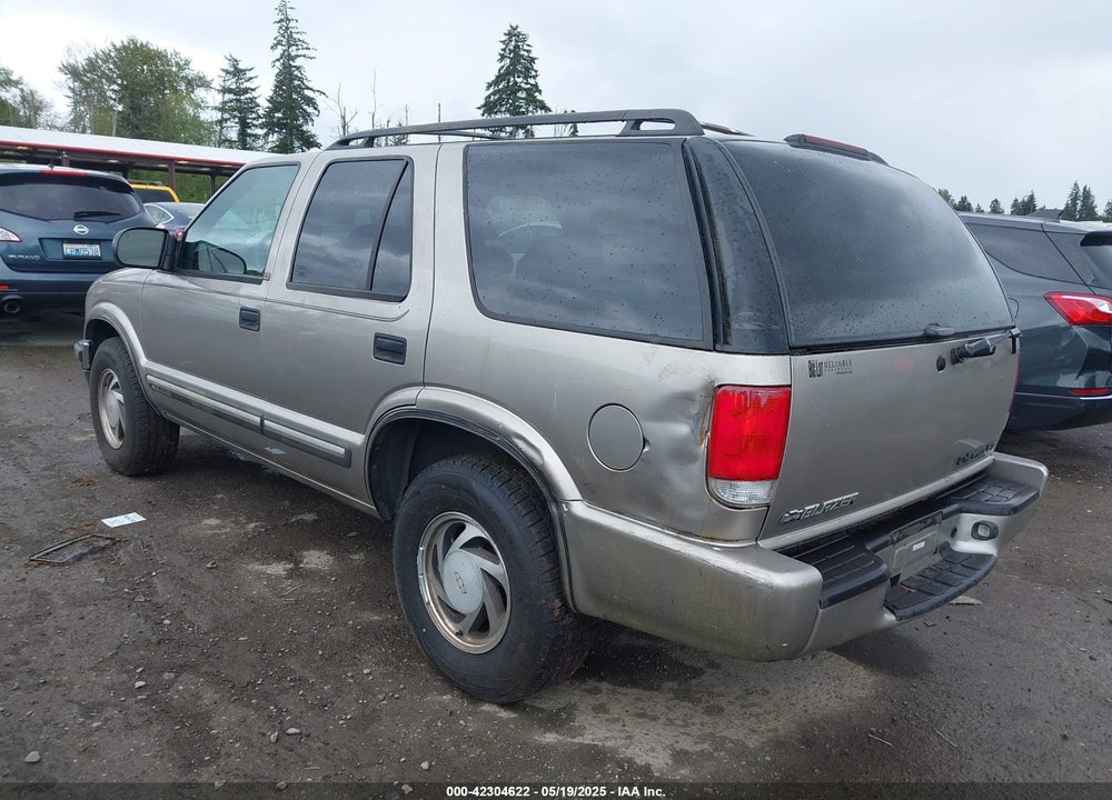 2001 CHEVROLET BLAZER LT VIN: 1GNDT13W71K243705